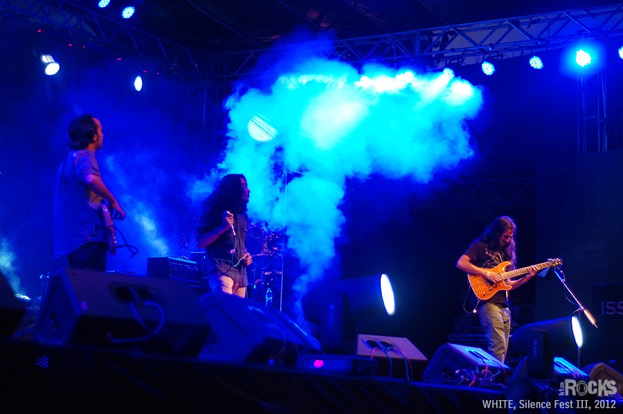 White live @ Silence Fest III – Nepal (videos)